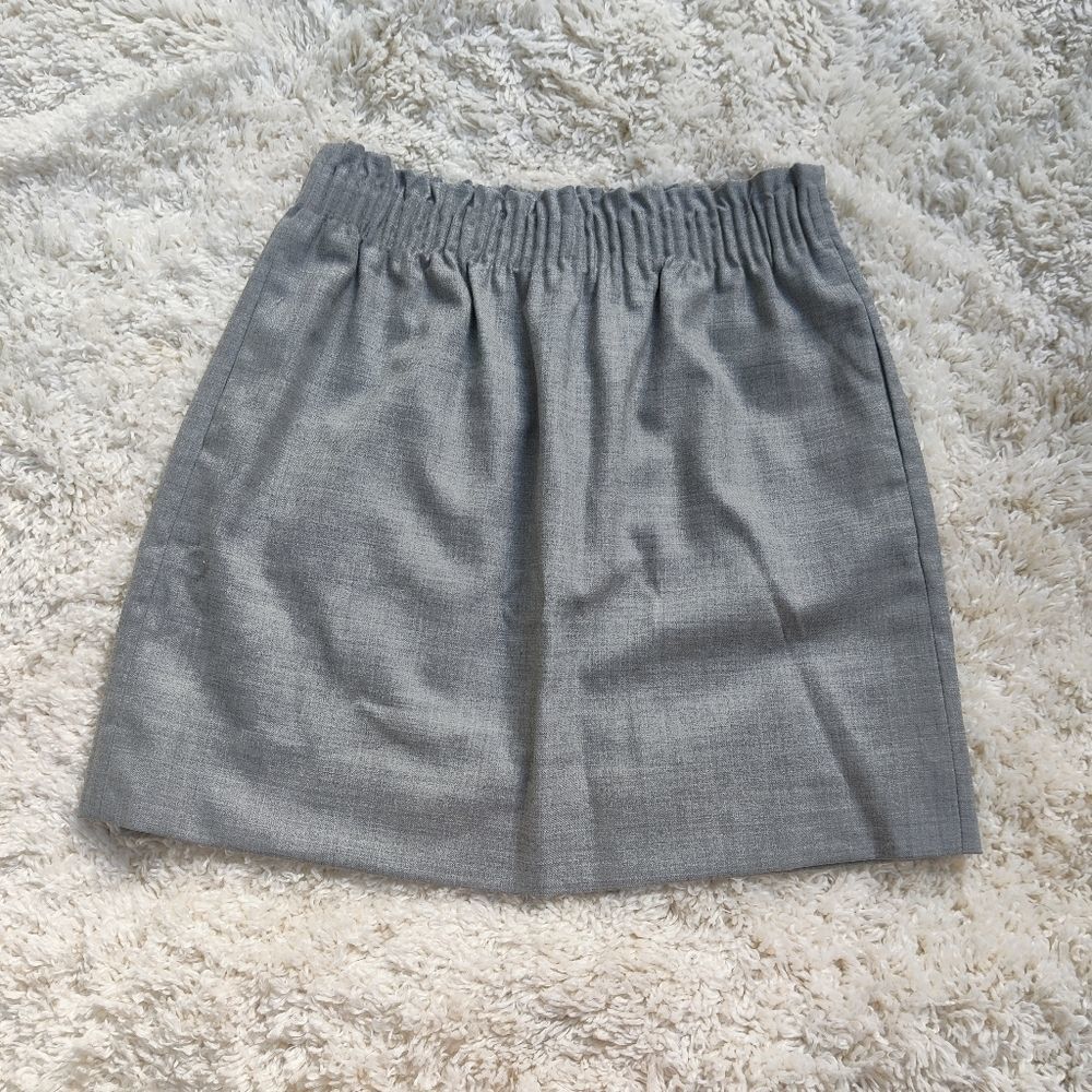 J Crew Factory Gray Paper Bag Skirt Mid Thigh Size 4 - Picture 2 of 7
